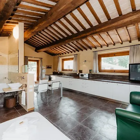 Borghetto Poggio Bianco Hébergement de vacances Radicondoli