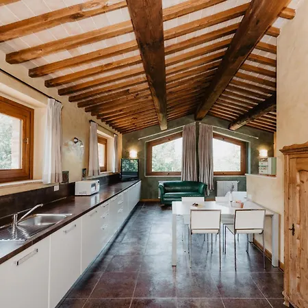 Holiday home Borghetto Poggio Bianco *