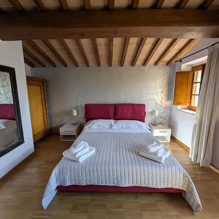 Casa vacanze Borghetto Poggio Bianco *