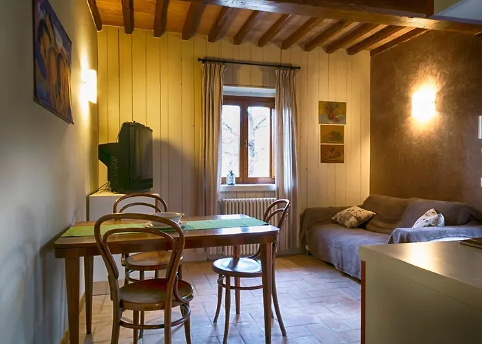 Borghetto Poggio Bianco Feriehus *